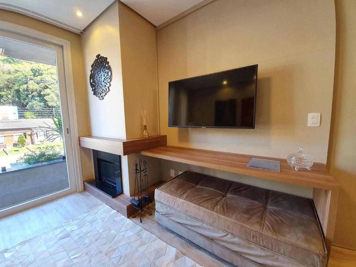 Apto de Luxo Centro de Gramado, 2 Suítes, Mobiliado e Equipado  Exterior foto